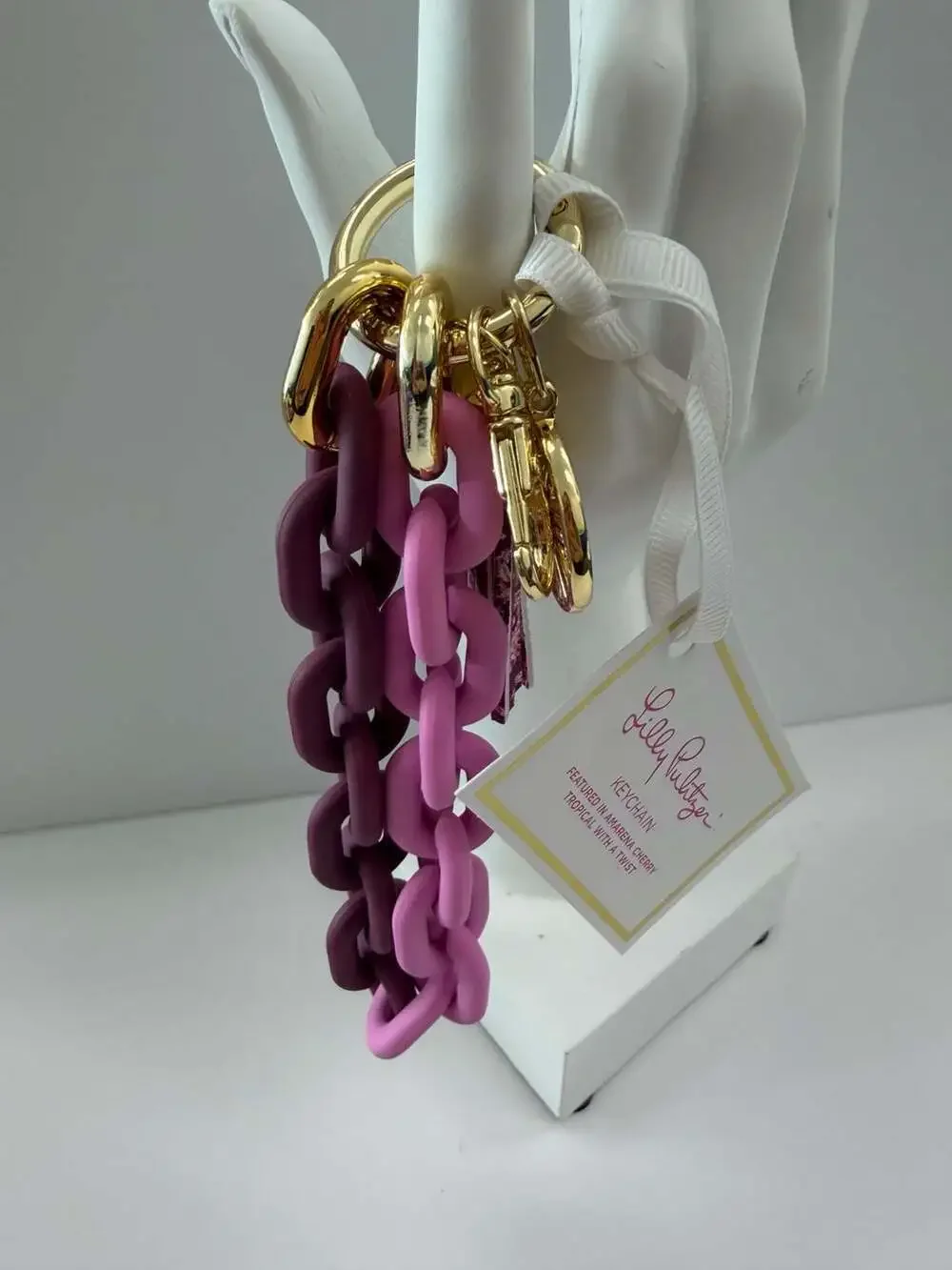 Lilly Pulitzer Chain Link Keychain in Amarena Cherry